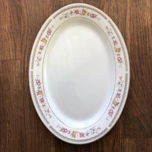 1970s Vintage Gold-Trimmed 16" Large Oval Serving Dish